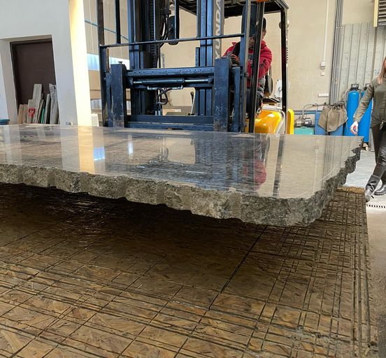 O czym należy pamiętać zamawiając nagrobek